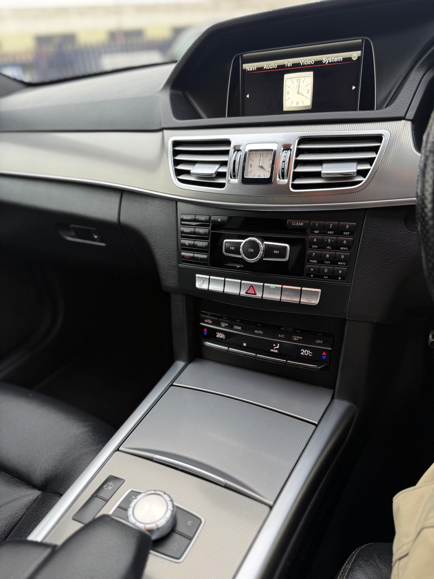 Used Mercedes-Benz E Class 2014 for sale - 76258606: Photo 21