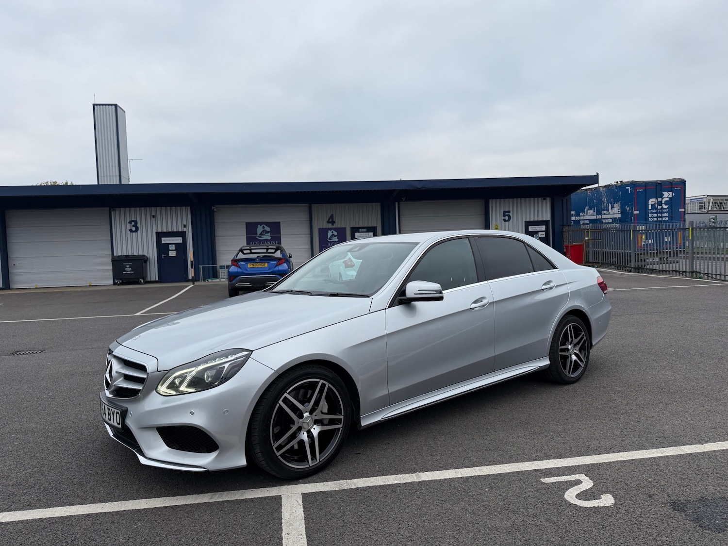 Used Mercedes-Benz E Class 2014 for sale - 76258606: Photo 27
