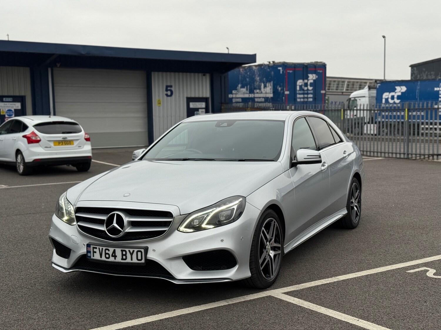 Used Mercedes-Benz E Class 2014 for sale - 76258606: Photo 29