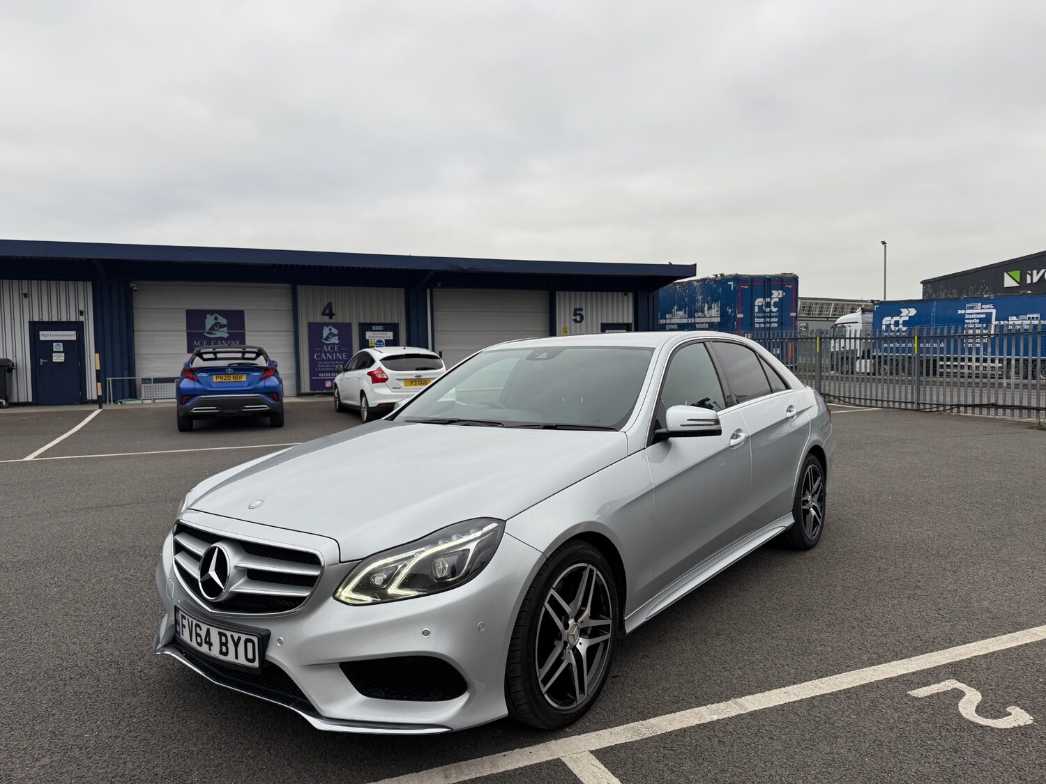 Used Mercedes-Benz E Class 2014 for sale - 76258606: Photo 3
