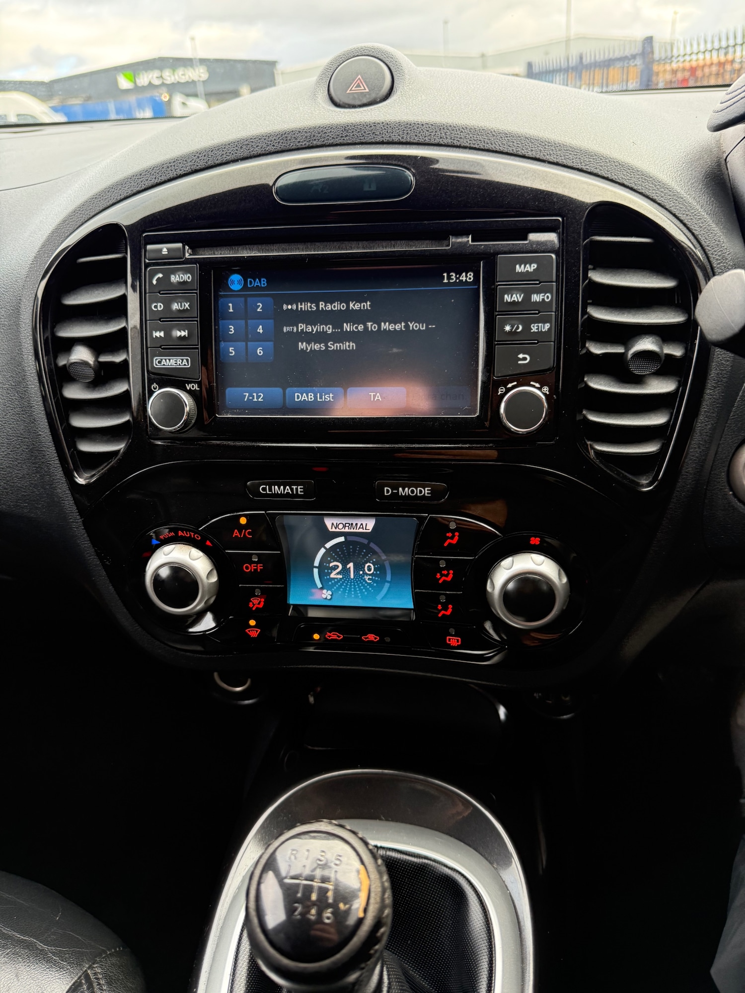 Used Nissan Juke 2017 for sale - 77819100: Photo 17