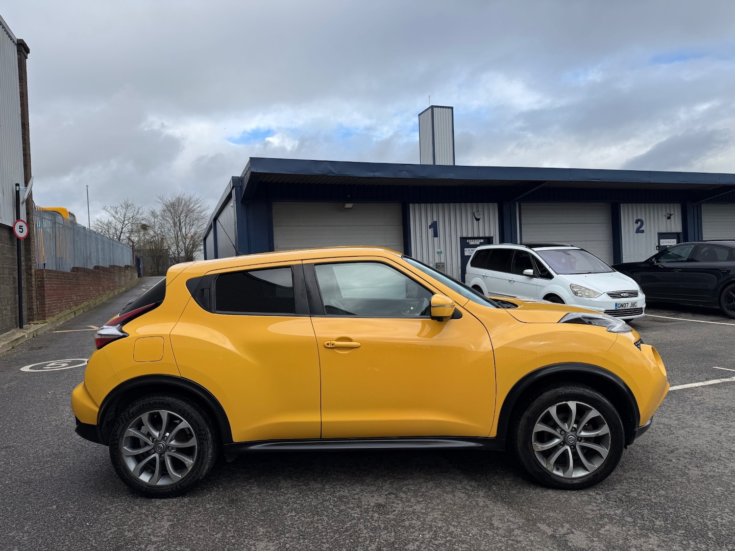 Used Nissan Juke 2017 for sale - 77819100: Photo 8