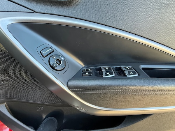 Used Hyundai Santa Fe 2014 for sale - 76222074: Photo 14