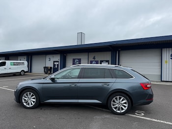 Used Skoda Superb 2017 for sale - 75481237: Photo