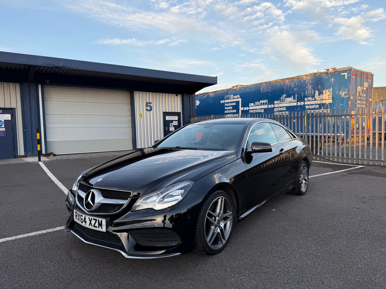 Used Mercedes-Benz E Class 2014 for sale - 77997606: Photo 4