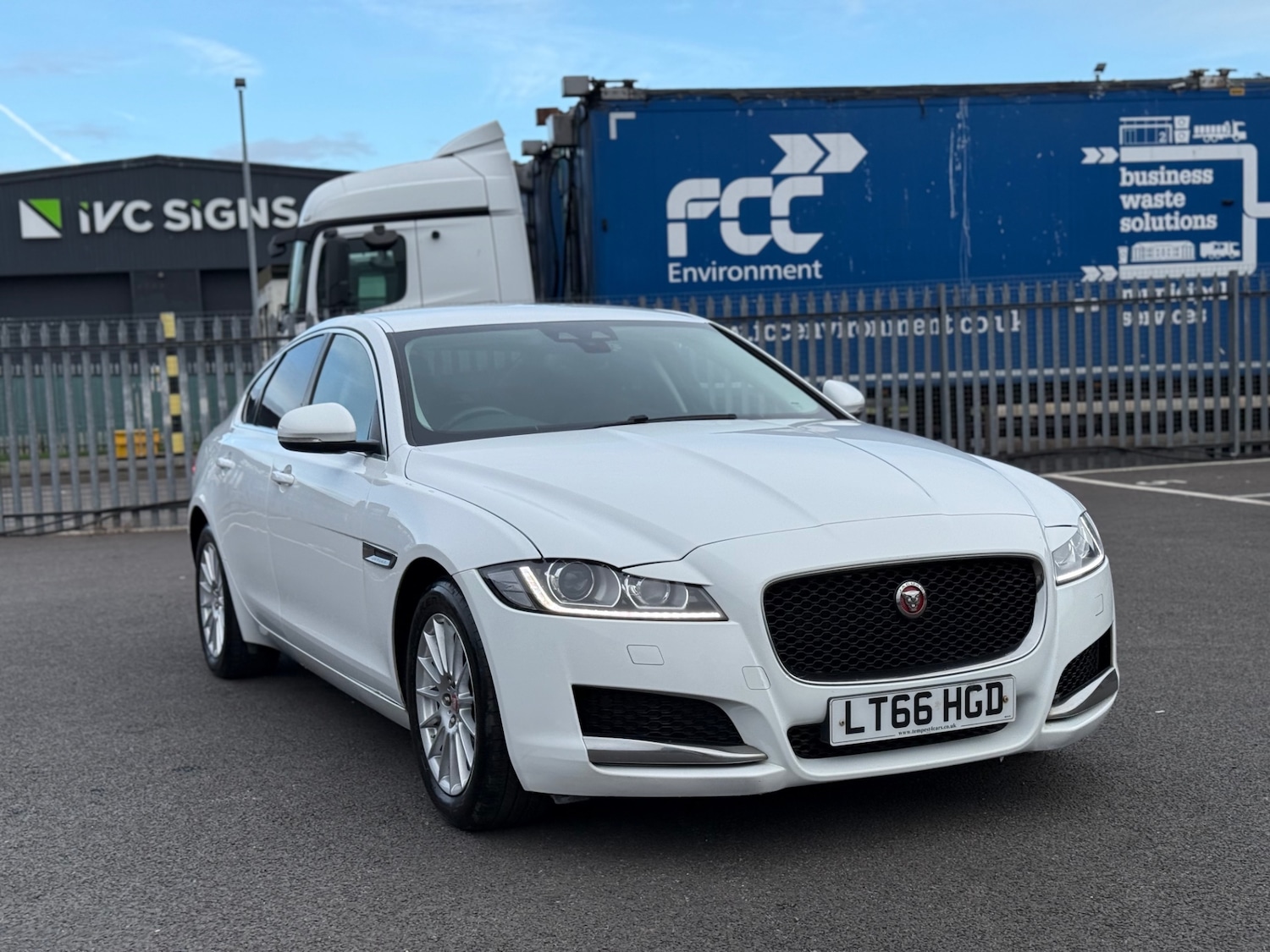 Used Jaguar XF 2016 for sale - 76363126: Photo 22