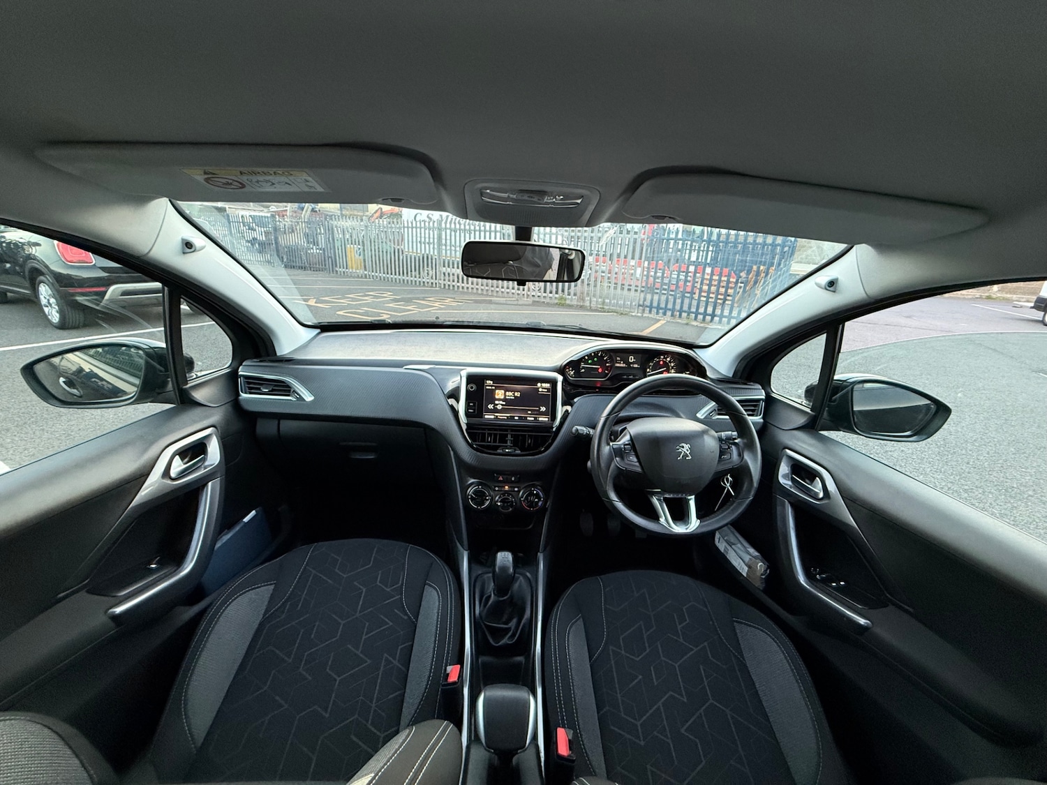 Used Peugeot 2008 2018 for sale - 76120485: Photo 14