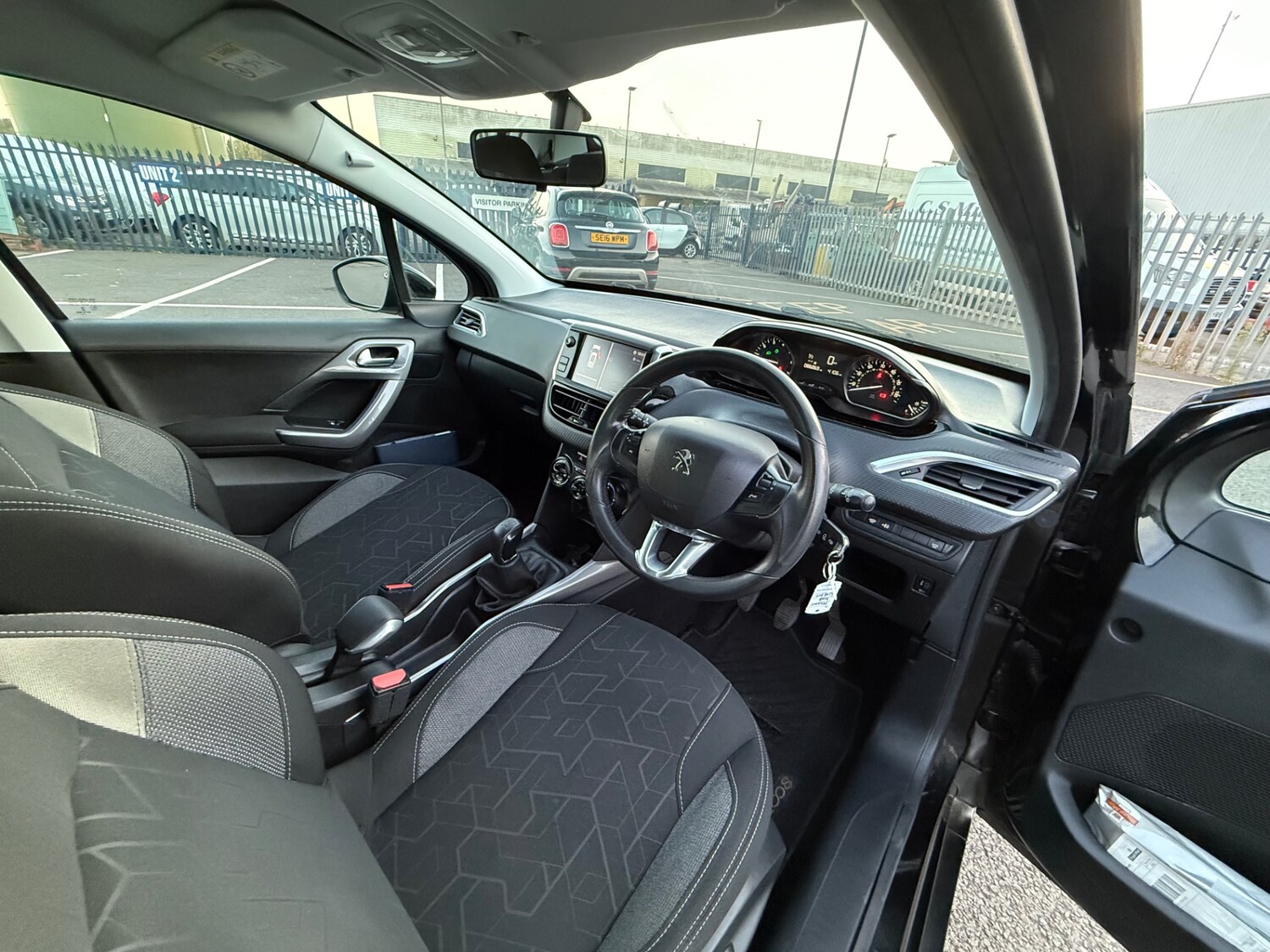 Used Peugeot 2008 2018 for sale - 76120485: Photo 15