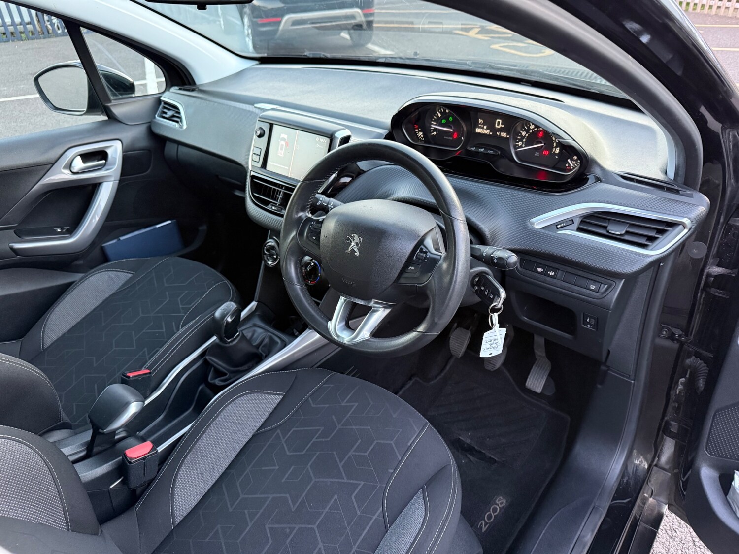 Used Peugeot 2008 2018 for sale - 76120485: Photo 16