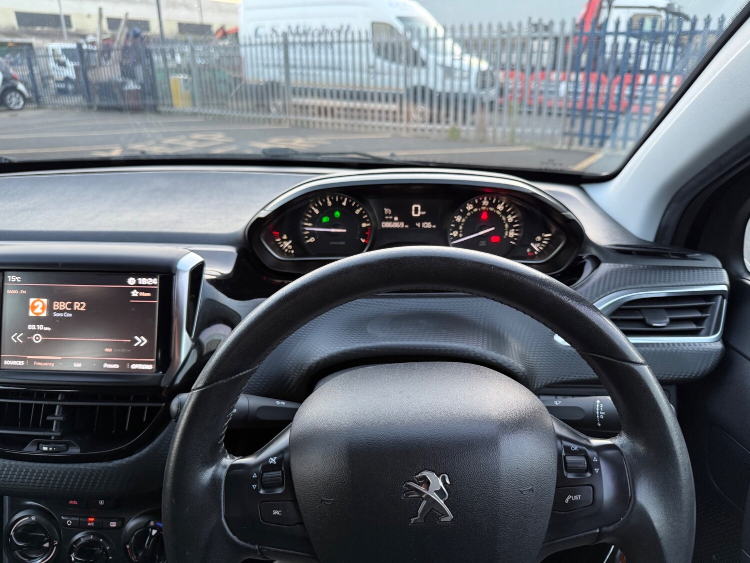 Used Peugeot 2008 2018 for sale - 76120485: Photo 17