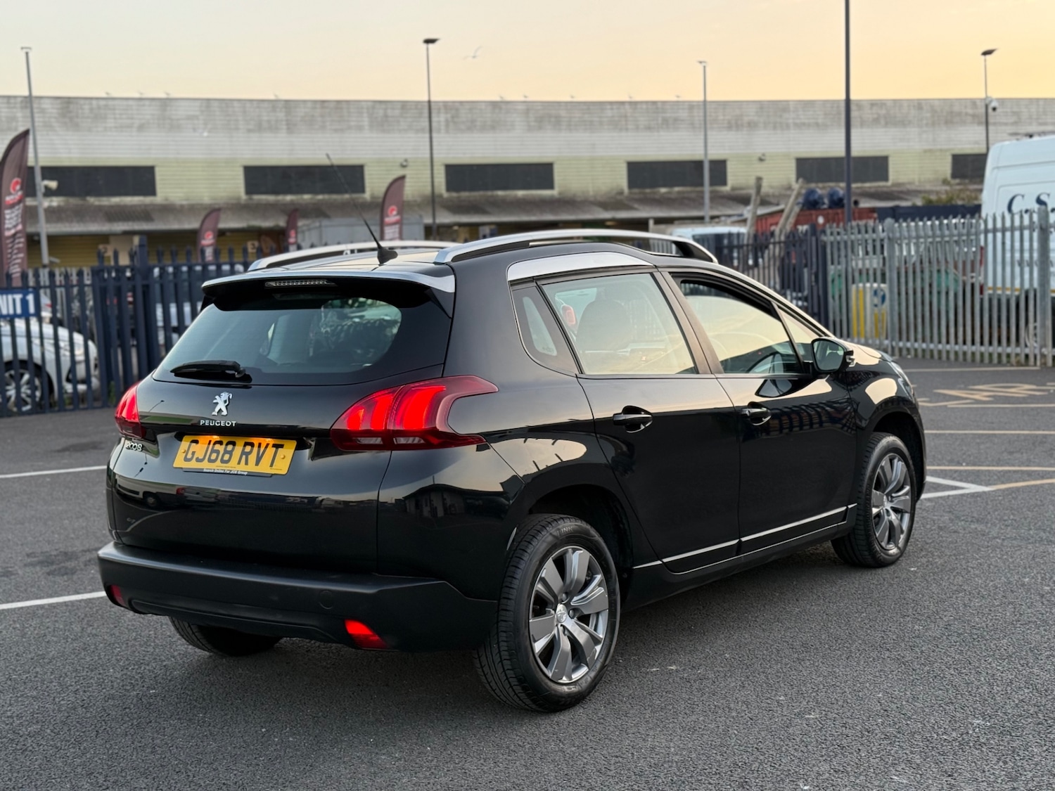 Used Peugeot 2008 2018 for sale - 76120485: Photo 8