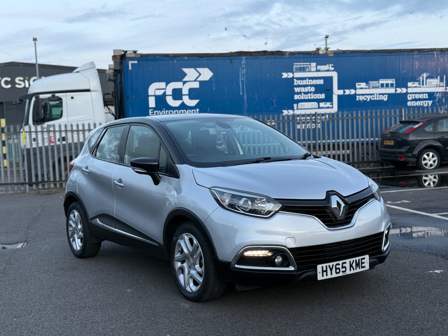 Used Renault Captur 2015 for sale - 76370058: Photo 5