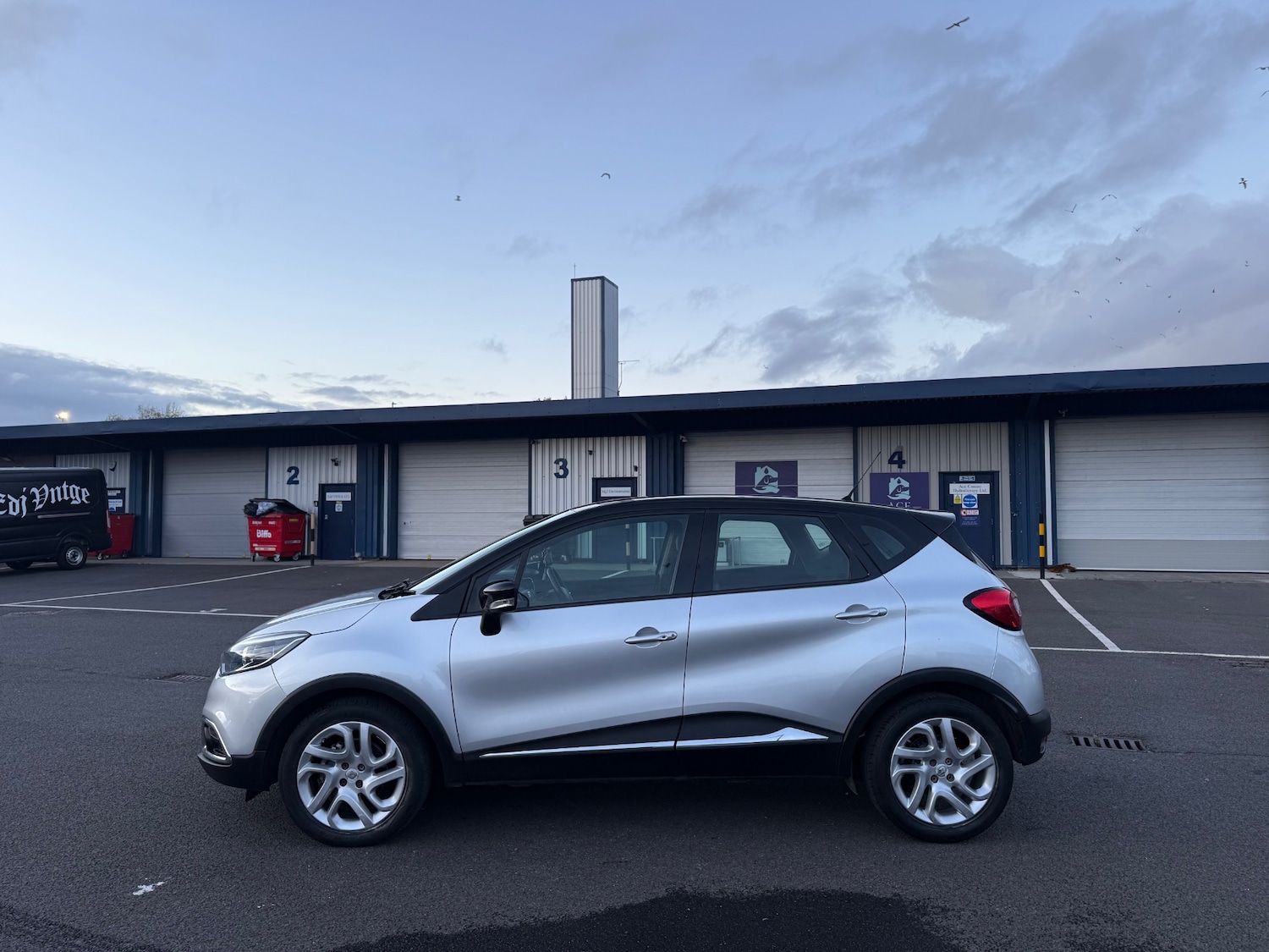 Used Renault Captur 2015 for sale - 76370058: Photo 6