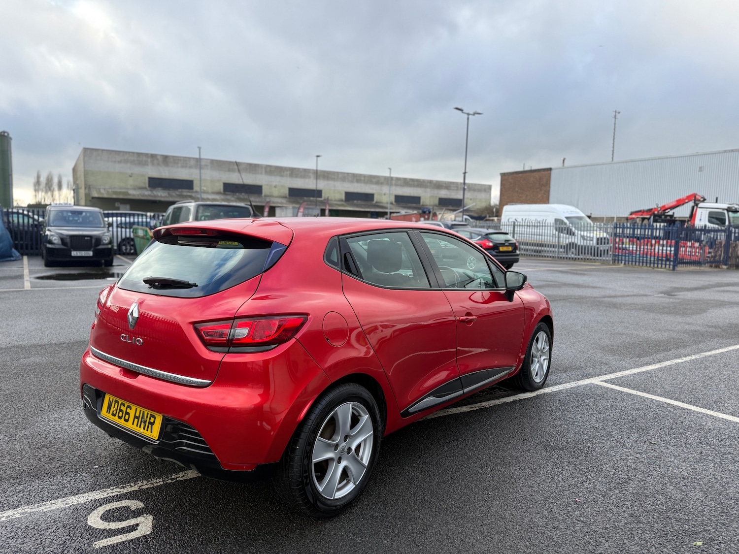 Used Renault Clio 2016 for sale - 77310520: Photo 10