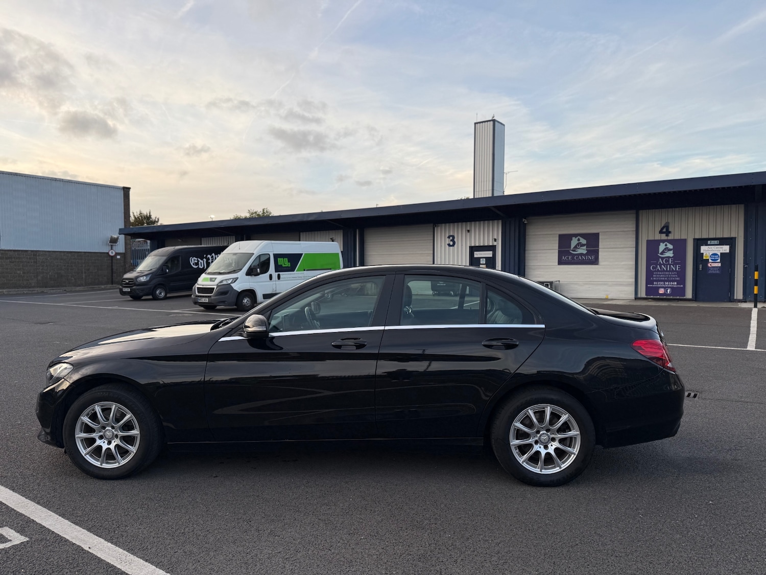 Used Mercedes-Benz C Class 2016 for sale - 77998132: Photo 25