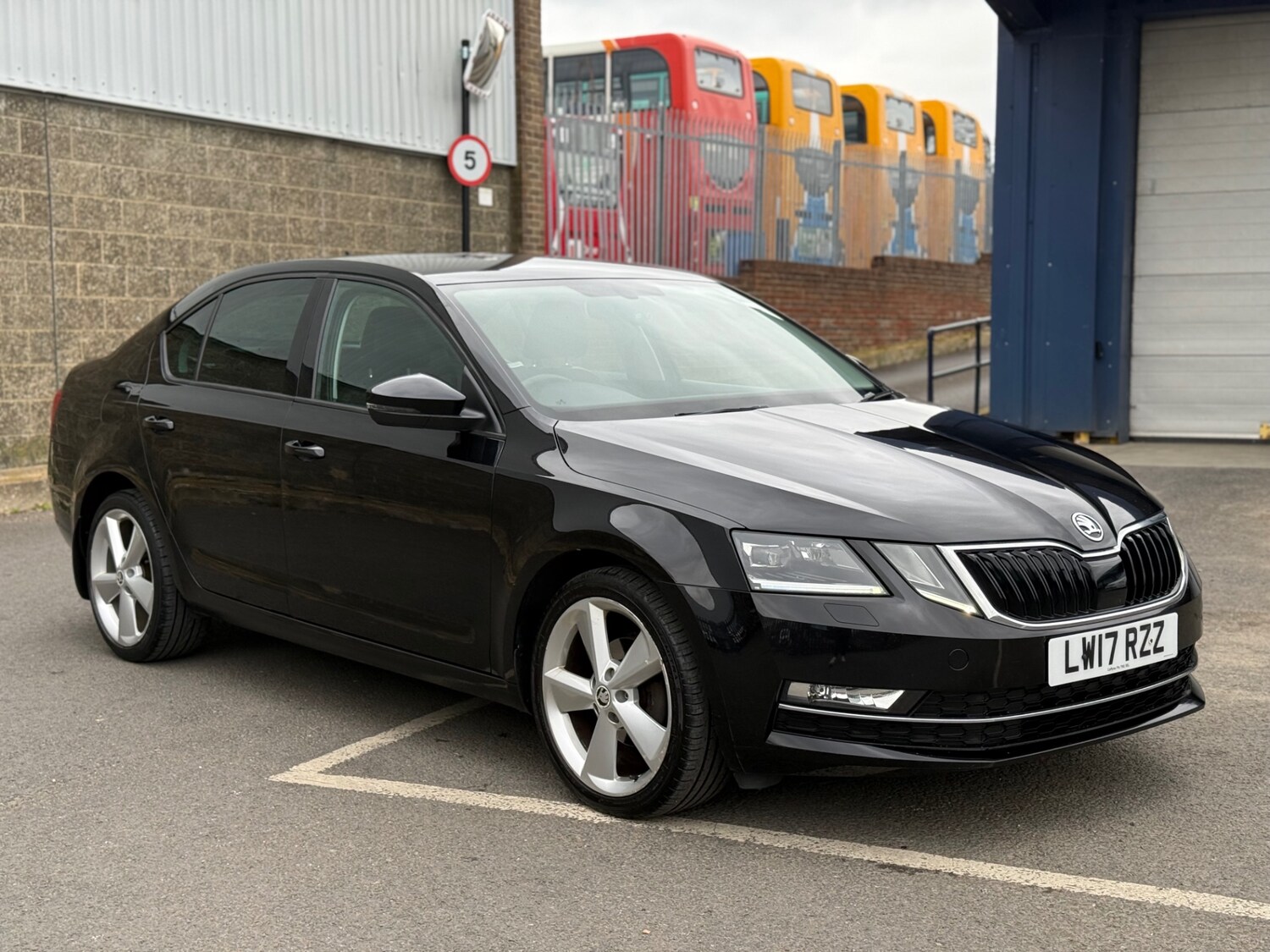 Used Skoda Octavia 2017 for sale - 77906929: Photo 12