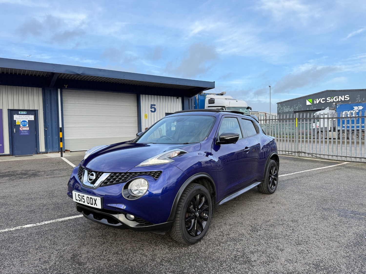 Used Nissan Juke 2015 for sale - 77533596: Photo 30