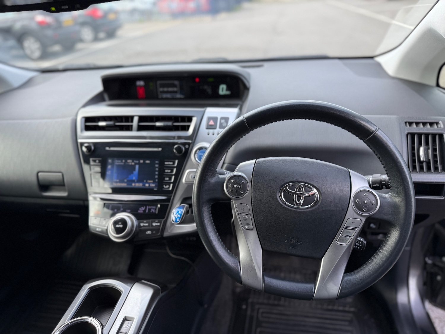 Used Toyota Prius+ 2020 for sale - 76149844: Photo 15