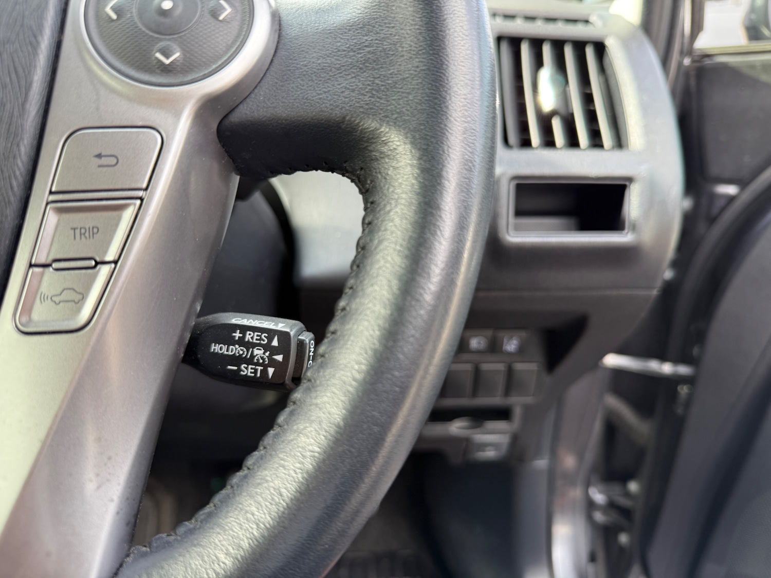 Used Toyota Prius+ 2020 for sale - 76149844: Photo 17