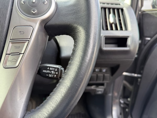 Used Toyota Prius+ 2020 for sale - 76149844: Photo 17