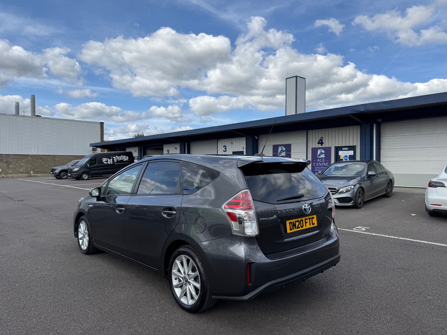 Used Toyota Prius+ 2020 for sale - 76149844: Photo 7