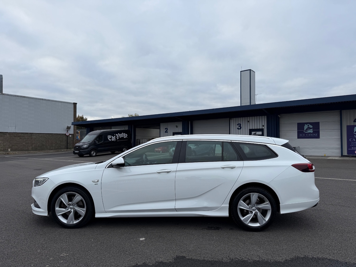 Used Vauxhall Insignia 2019 for sale - 76306082: Photo 4