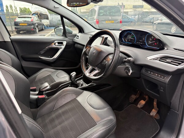 Used Peugeot 2008 2017 for sale - 75399802: Photo 23
