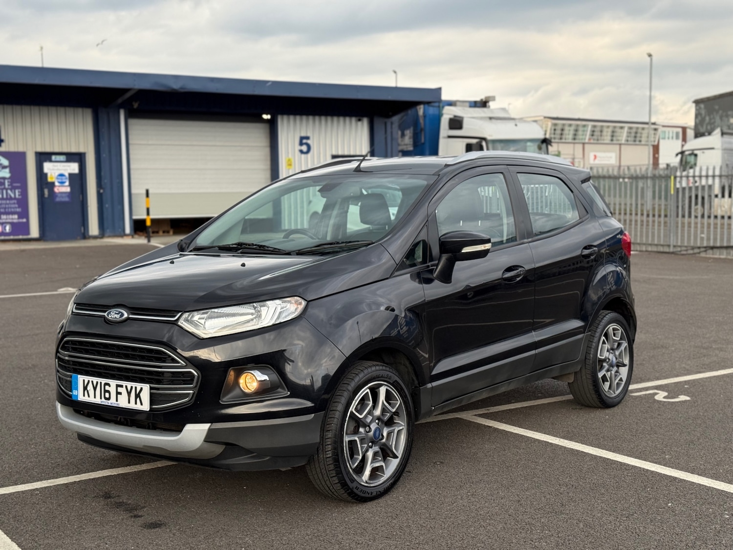 Used Ford Ecosport 2016 for sale - 76846106: Photo 2