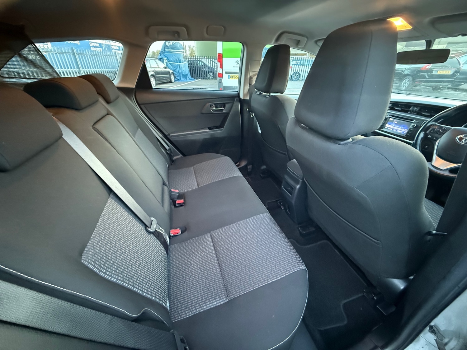 Used Toyota Auris 2014 for sale - 76369484: Photo 11