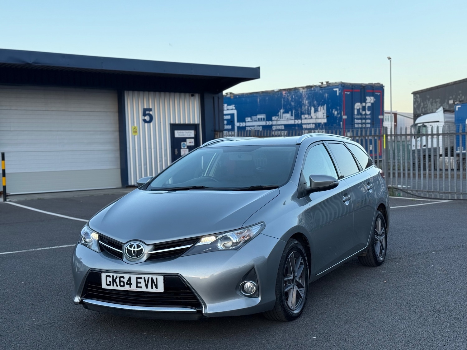 Used Toyota Auris 2014 for sale - 76369484: Photo 3