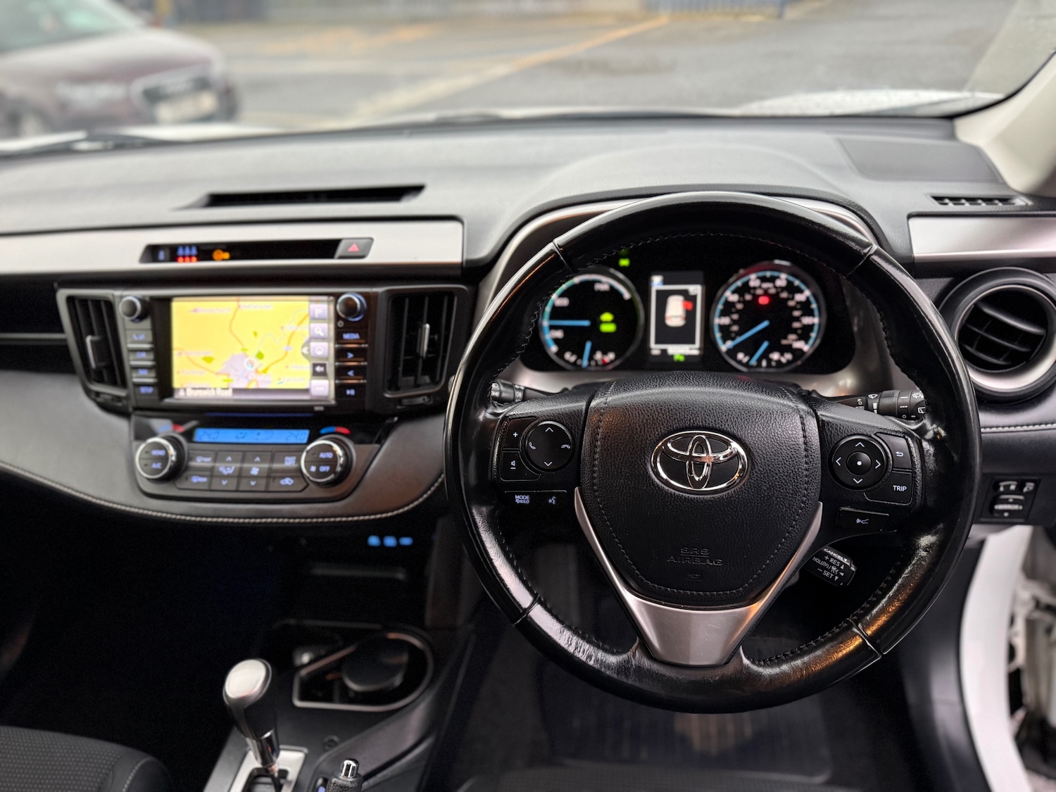 Used Toyota RAV4 2017 for sale - 77409951: Photo 17