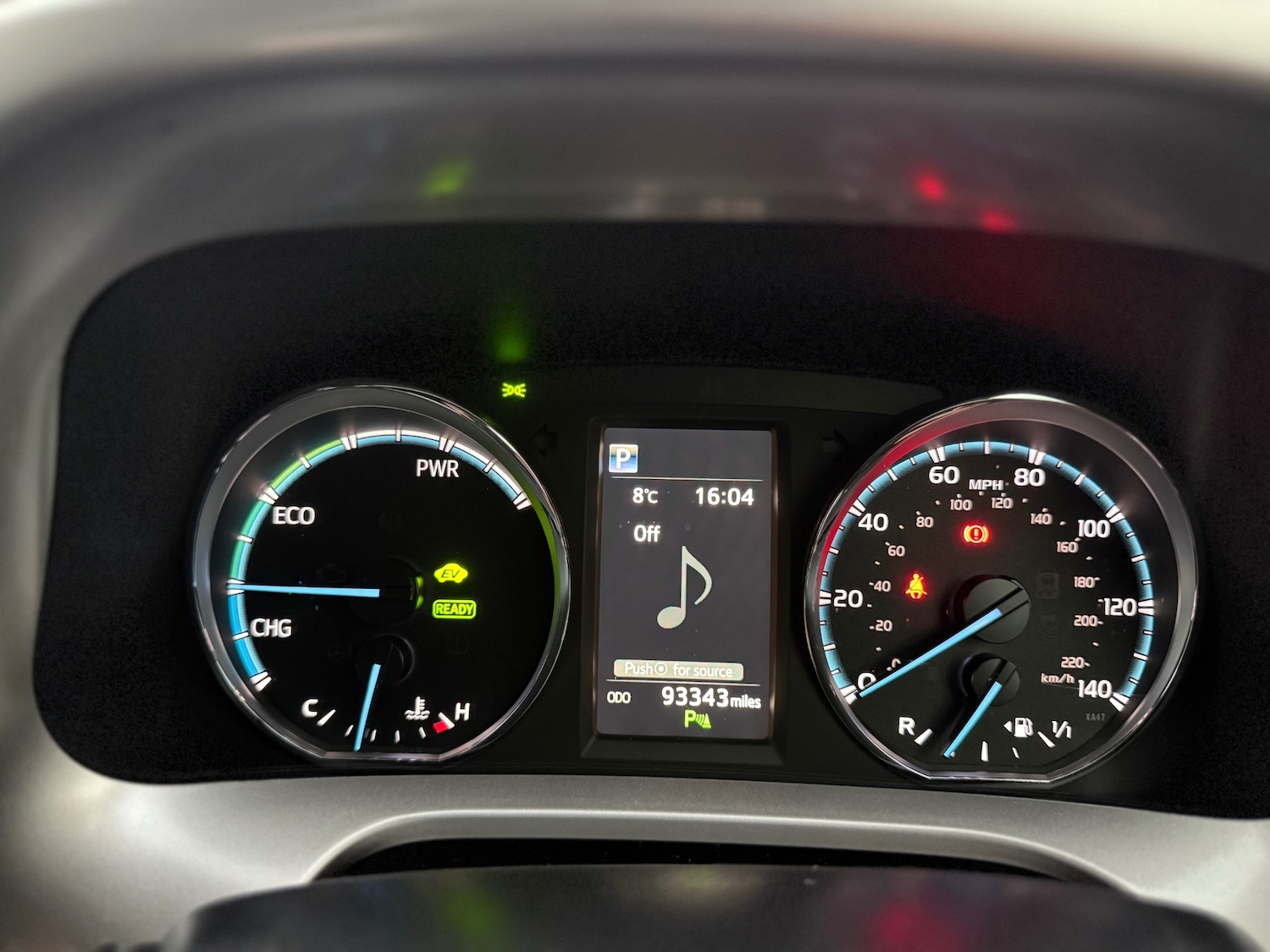 Used Toyota RAV4 2017 for sale - 77409951: Photo 18