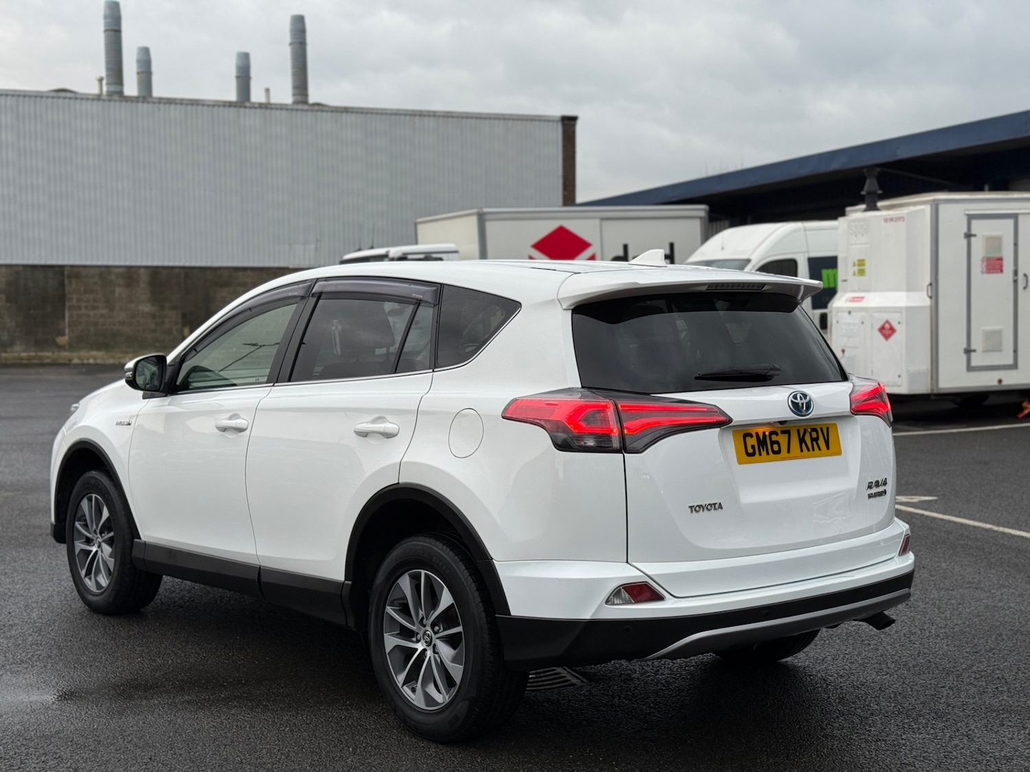 Used Toyota RAV4 2017 for sale - 77409951: Photo 27