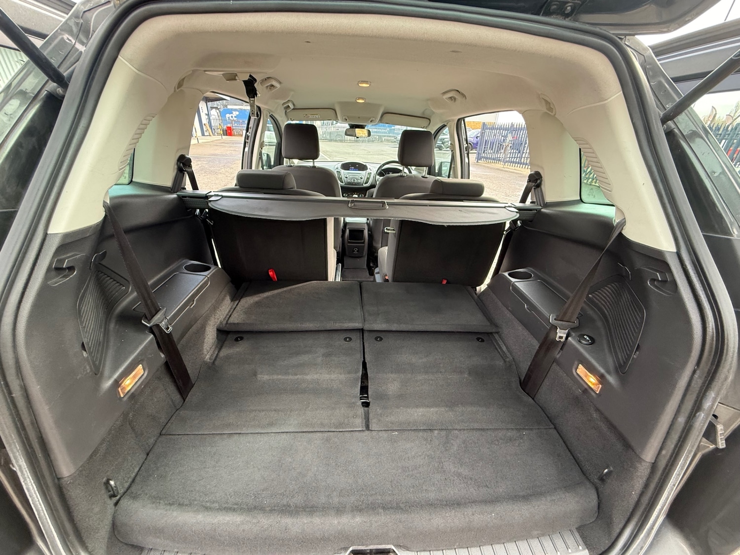 Used Ford Grand C-Max 2018 for sale - 77632546: Photo 18