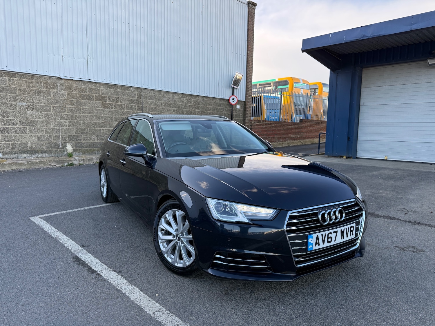 Used Audi A4 2017 for sale - 78018658: Photo 41