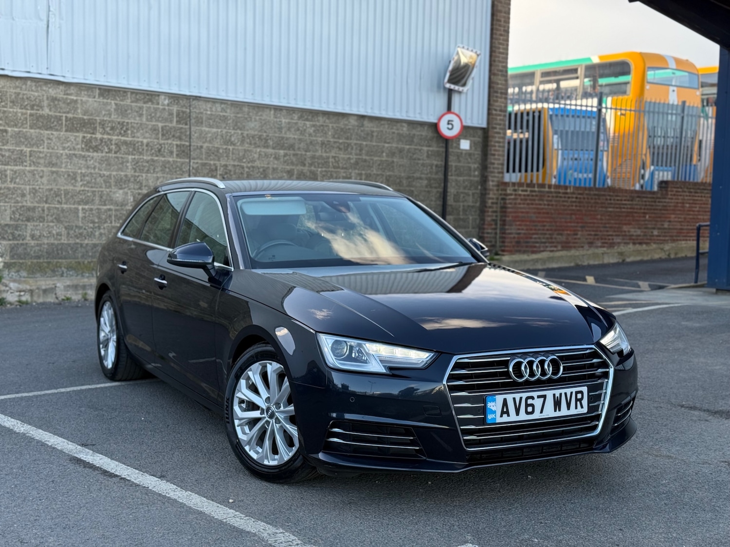 Used Audi A4 2017 for sale - 78018658: Photo 47