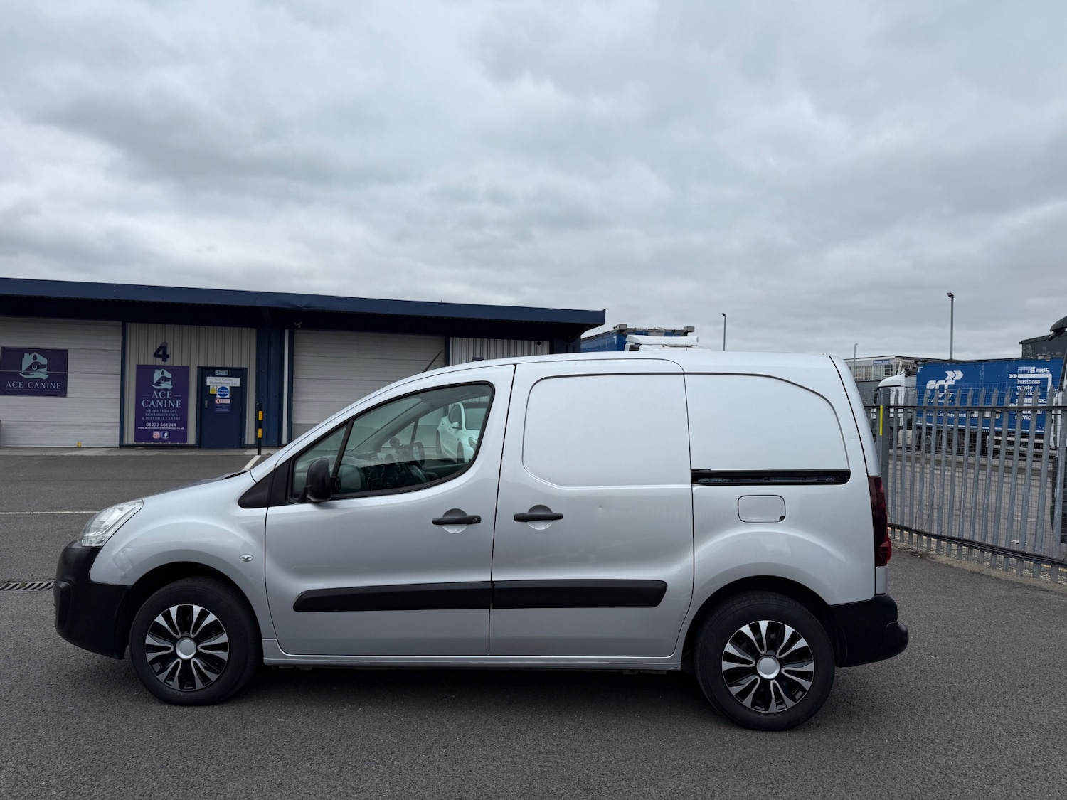 Used Citroen Berlingo 2016 for sale - 76198746: Photo 3