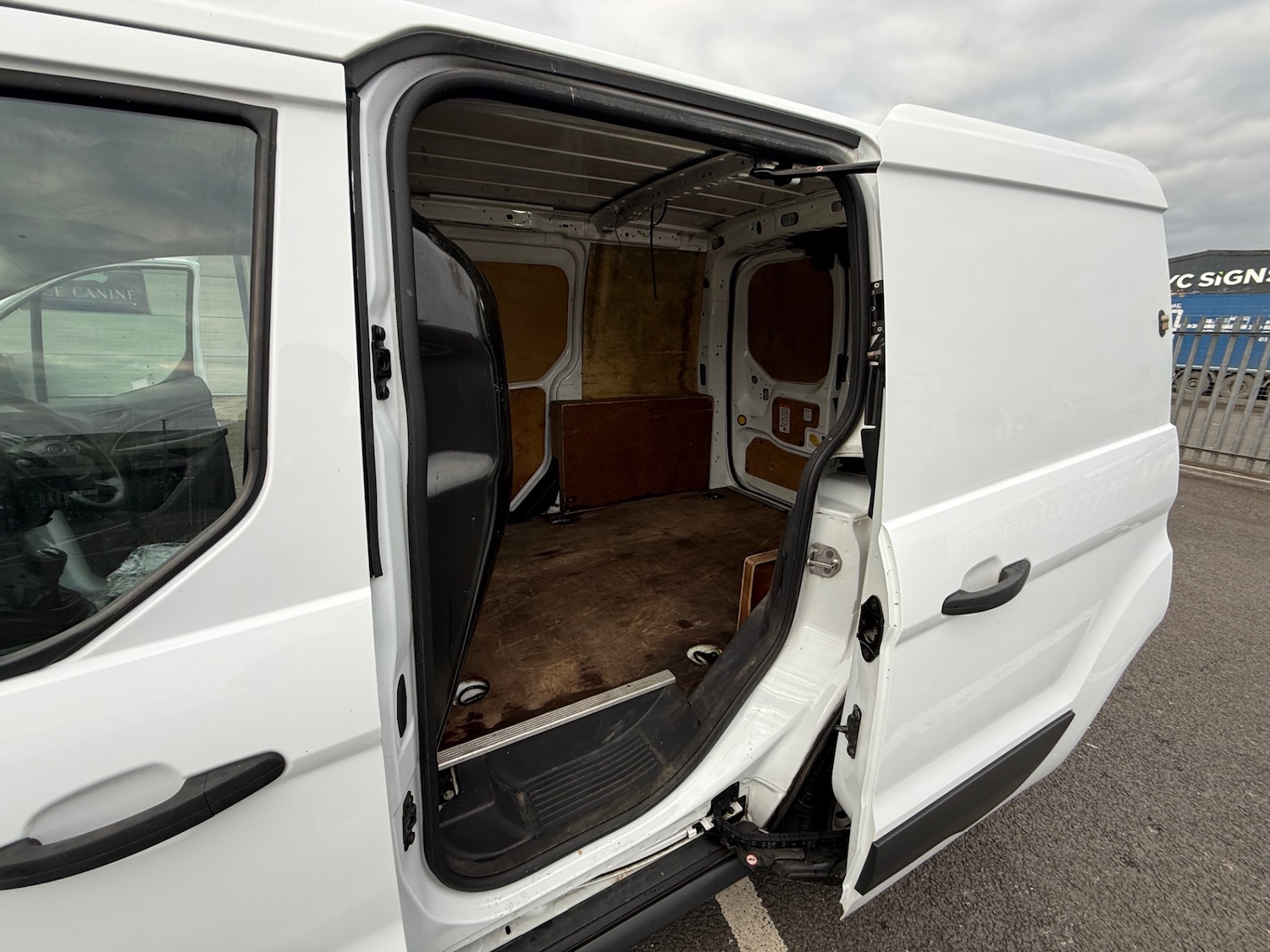 Used Ford Transit Connect 2014 for sale - 78092785: Photo 17