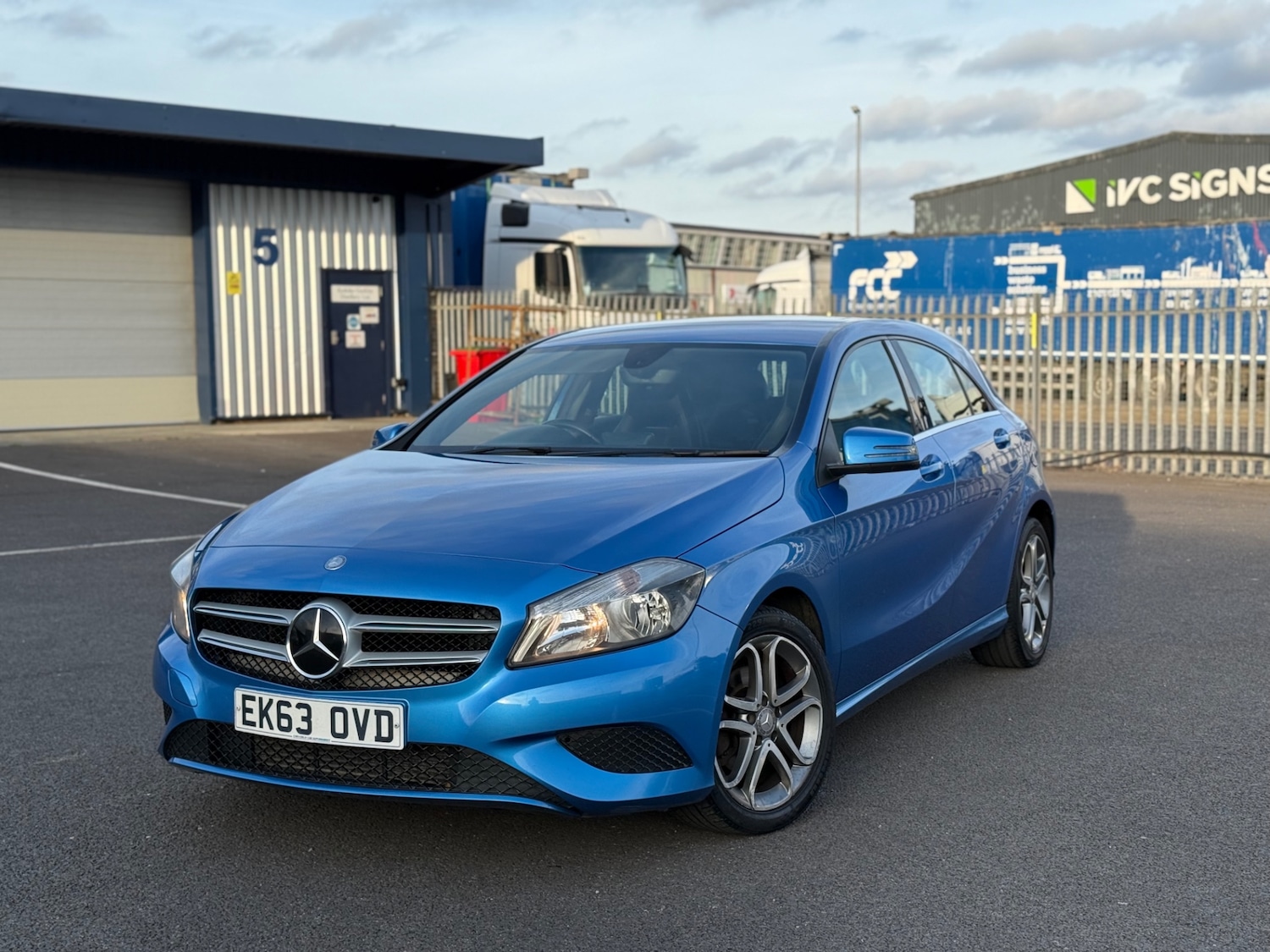 Used Mercedes-Benz A-Class 2013 for sale - 77997909: Photo 4