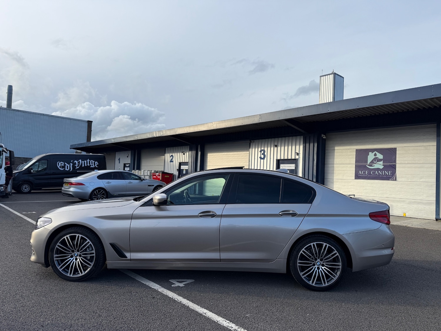 Used BMW 5 Series 2018 for sale - 76343831: Photo 26