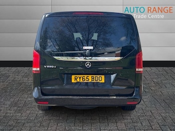 Used Mercedes-Benz V-Class 2016 for sale - 78544005: Photo