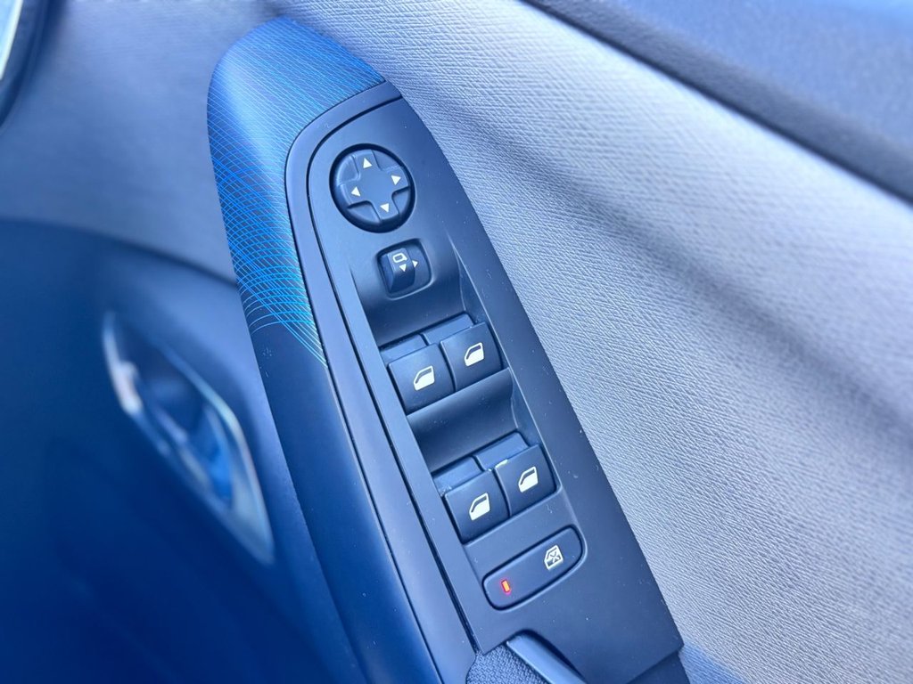 Used Citroen Grand C4 Picasso 2018 for sale - 78110127: Photo 39