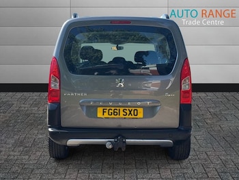 Used Peugeot Partner Tepee 2011 for sale - 79265024: Photo
