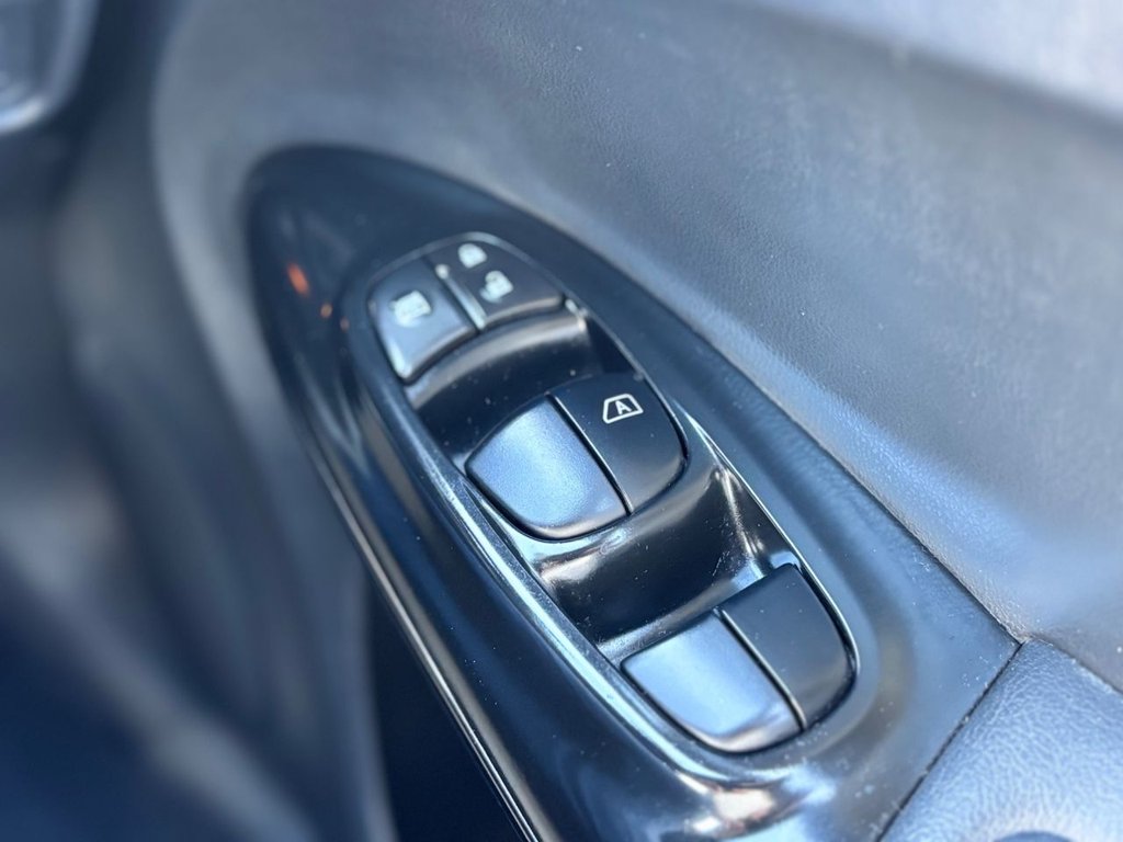 Used Nissan Juke 2015 for sale - 78110174: Photo 44