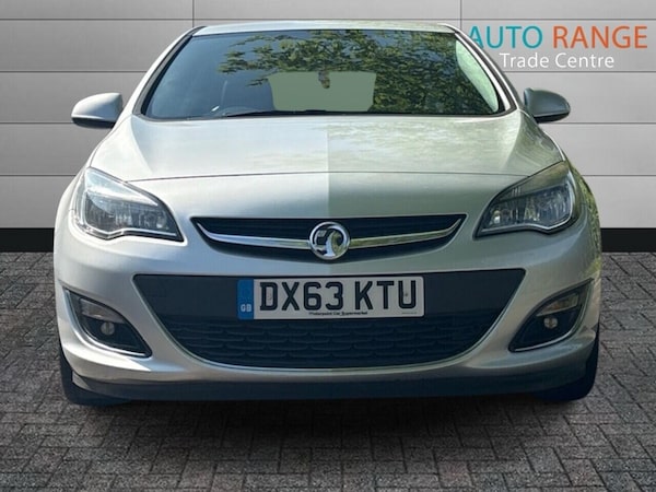 Used Vauxhall Astra for sale - 76238553: Photo 2