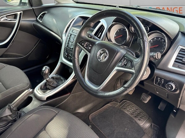 Used Vauxhall Astra for sale - 76238553: Photo 9