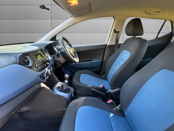 Used Hyundai i10 2016 for sale - 75342763: Photo 11