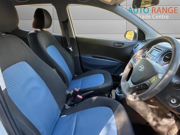 Used Hyundai i10 2016 for sale - 75342763: Photo 12