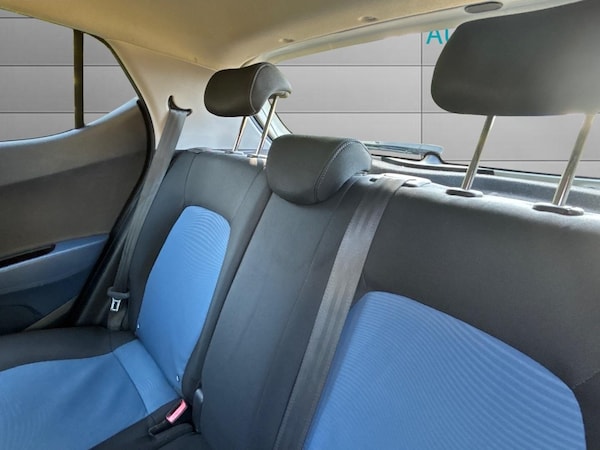 Used Hyundai i10 2016 for sale - 75342763: Photo 19