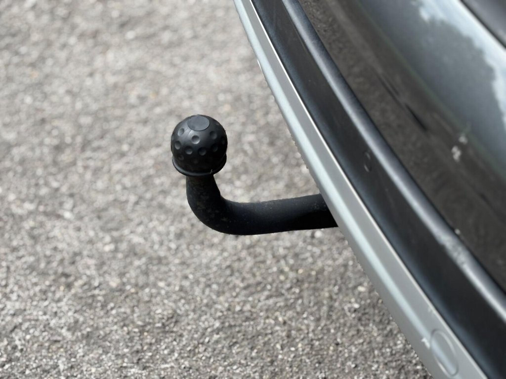 Used Ford Kuga 2017 for sale - 76615619: Photo 31